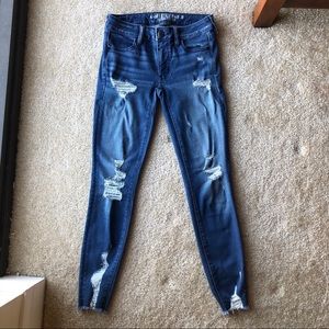 American Eagle Outfitters Ripped Jegging Jeans